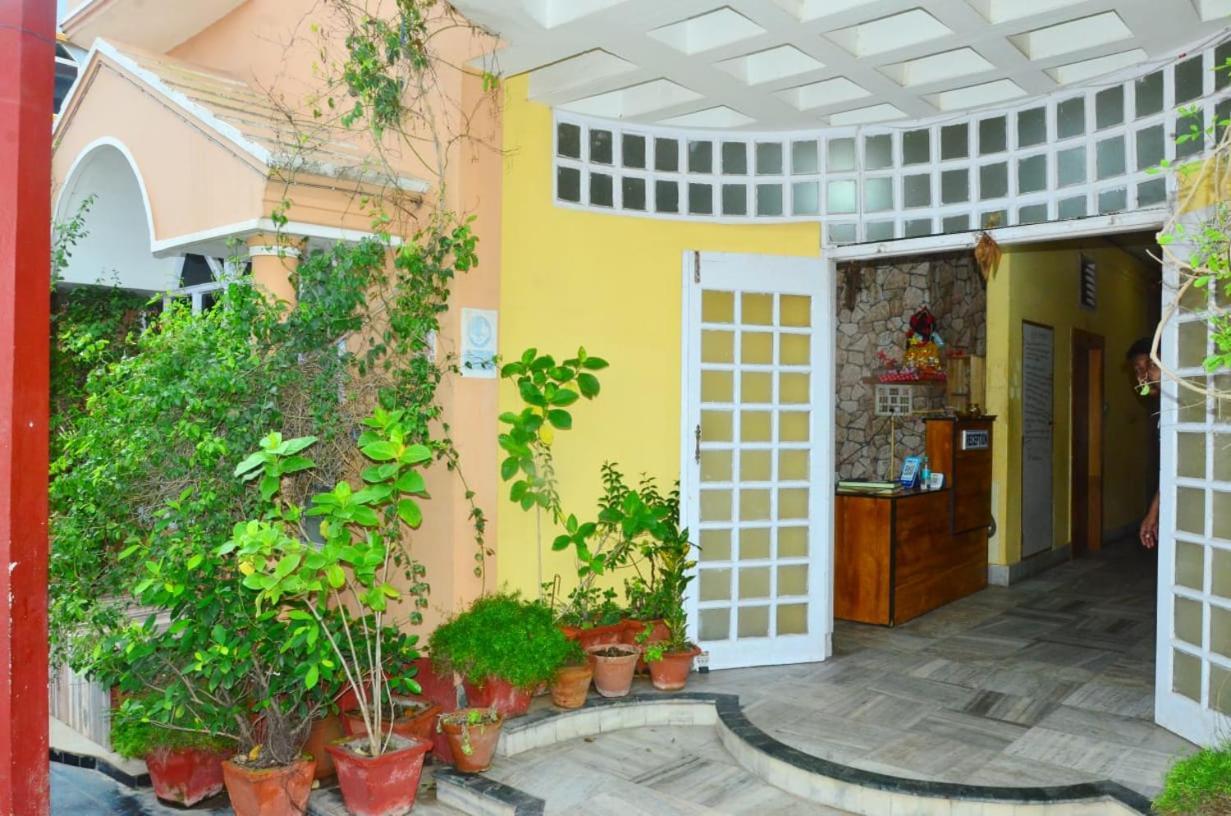 Shree Ganesh Holiday Resort . ଶ୍ରୀ ଗଣେଶ ହଲିଡେ ରେସୋର୍ଟ। Puri Exterior foto